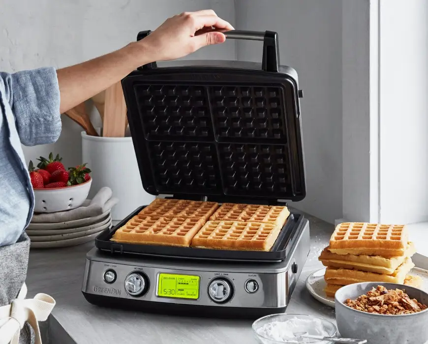 What is a Locking Lid? Your Ultimate Waffle Maker Guide