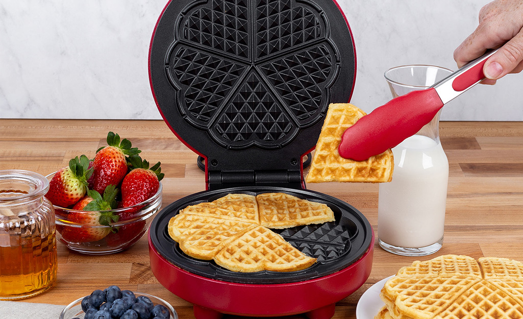 How Much Batter to Put in a Waffle Maker: Your Ultimate Guide