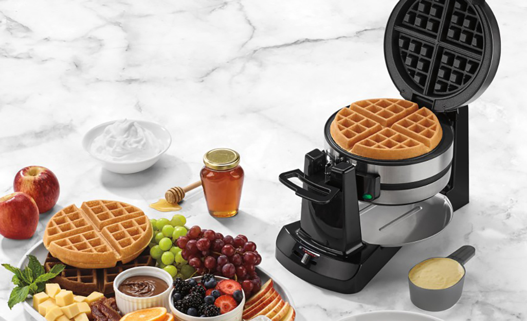 The Best Vertical Waffle Maker of 2024: No-Mess Perfection