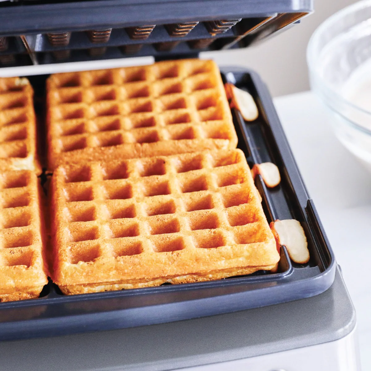 How to Clean Between the Grids: A Waffle Maker Rescue Guide